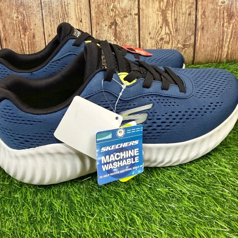Skechers GOrun Running Shoes Mens 8.5 Navy Blue Wide Fit Mesh Sneakers New
